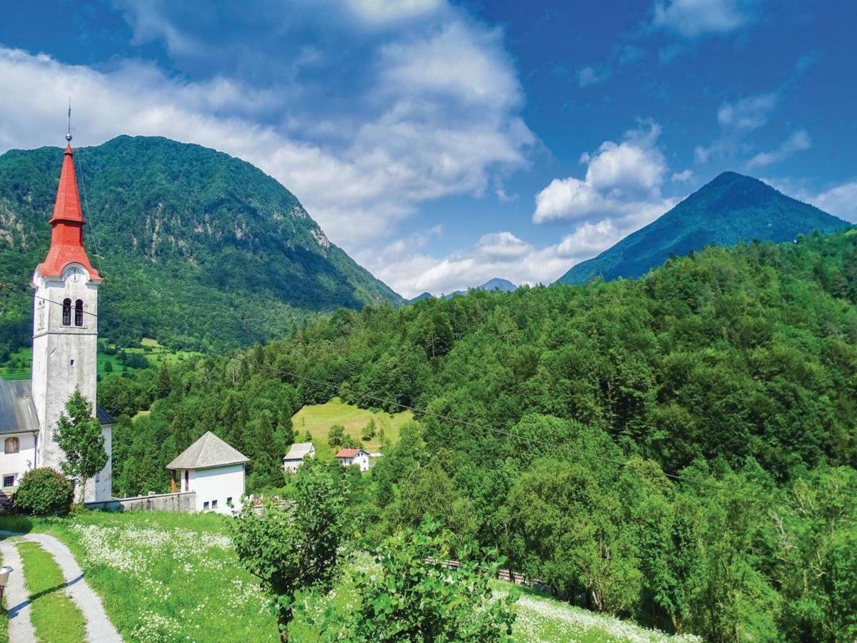 Pocitniska Hisa Pri Kustrcu Daire Grahovo ob Baci Dış mekan fotoğraf